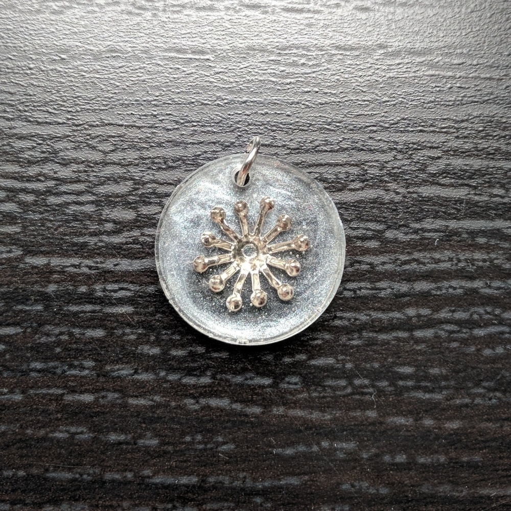 Silver Snowflake Pendant
